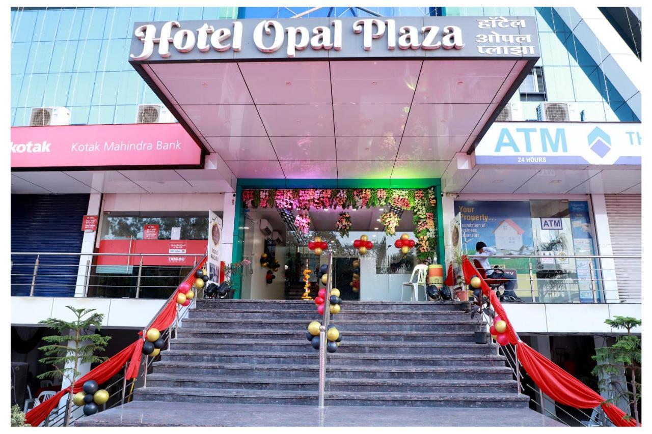 Hotel Opal Plaza Executive Waluj Buzurg Εξωτερικό φωτογραφία