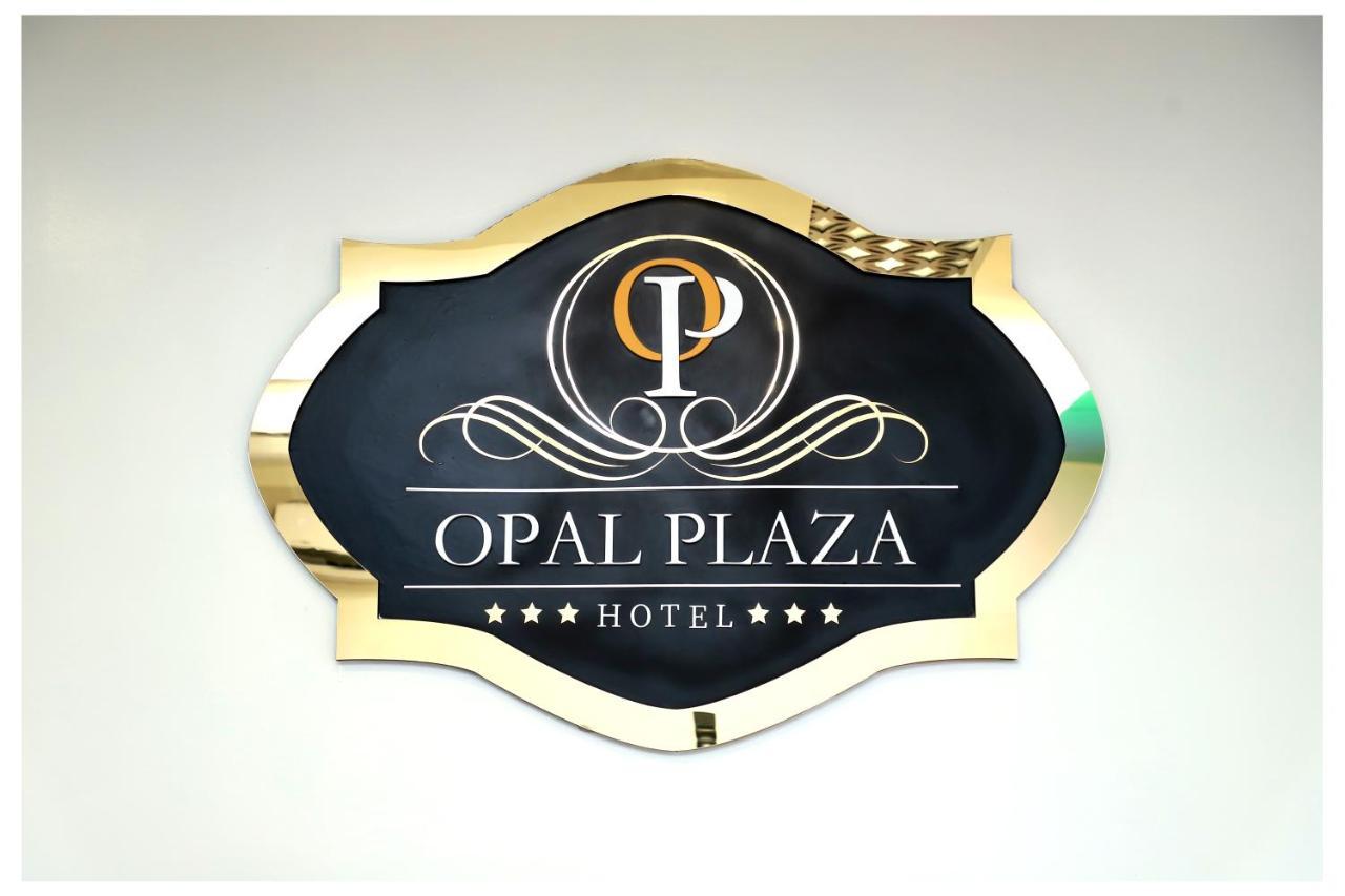 Hotel Opal Plaza Executive Waluj Buzurg Εξωτερικό φωτογραφία